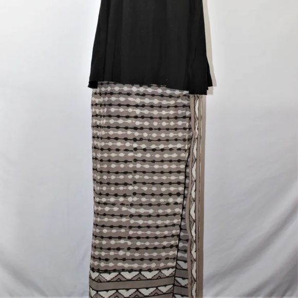 Versatile Khaki India Print Cotton Fabric, 45 X 71 Inches - Picture 4 of 5